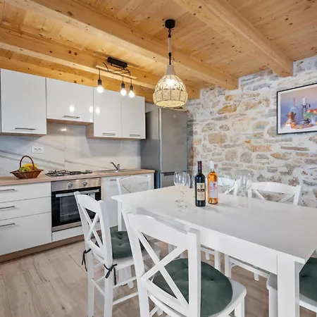 Cozy In With Wifi Holiday home