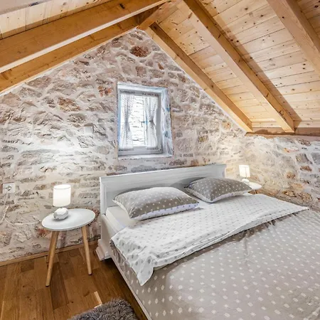 Cozy In With Wifi Primošten