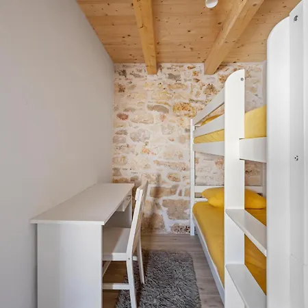 Beautiful In With Kitchen Holiday home Primosten