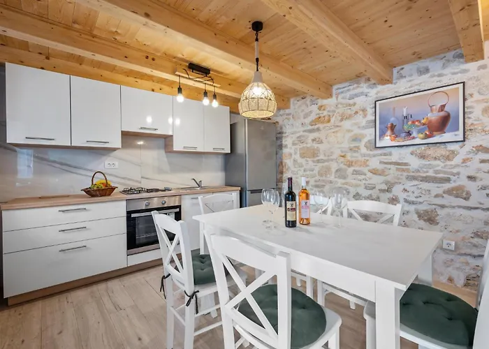 Cozy In With Wifi 別荘